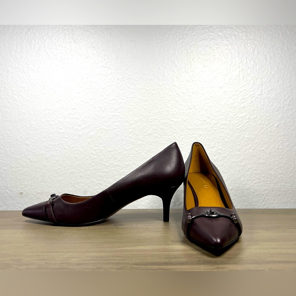 NWOT Coach Laurie Leather Point Kitten Heel Pumps Chocolate Plum – Size 9.5